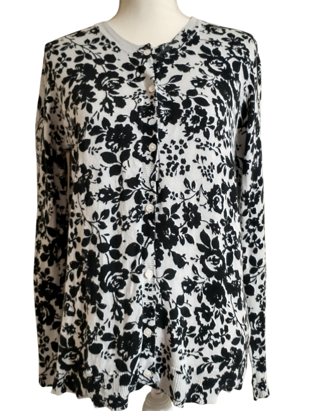 Black & Gray Floral Cardigan
